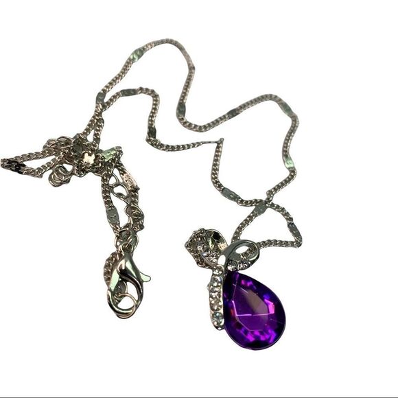 𝅺SILVER plated Purple Rhinestone pendant necklace - Picture 1 of 4